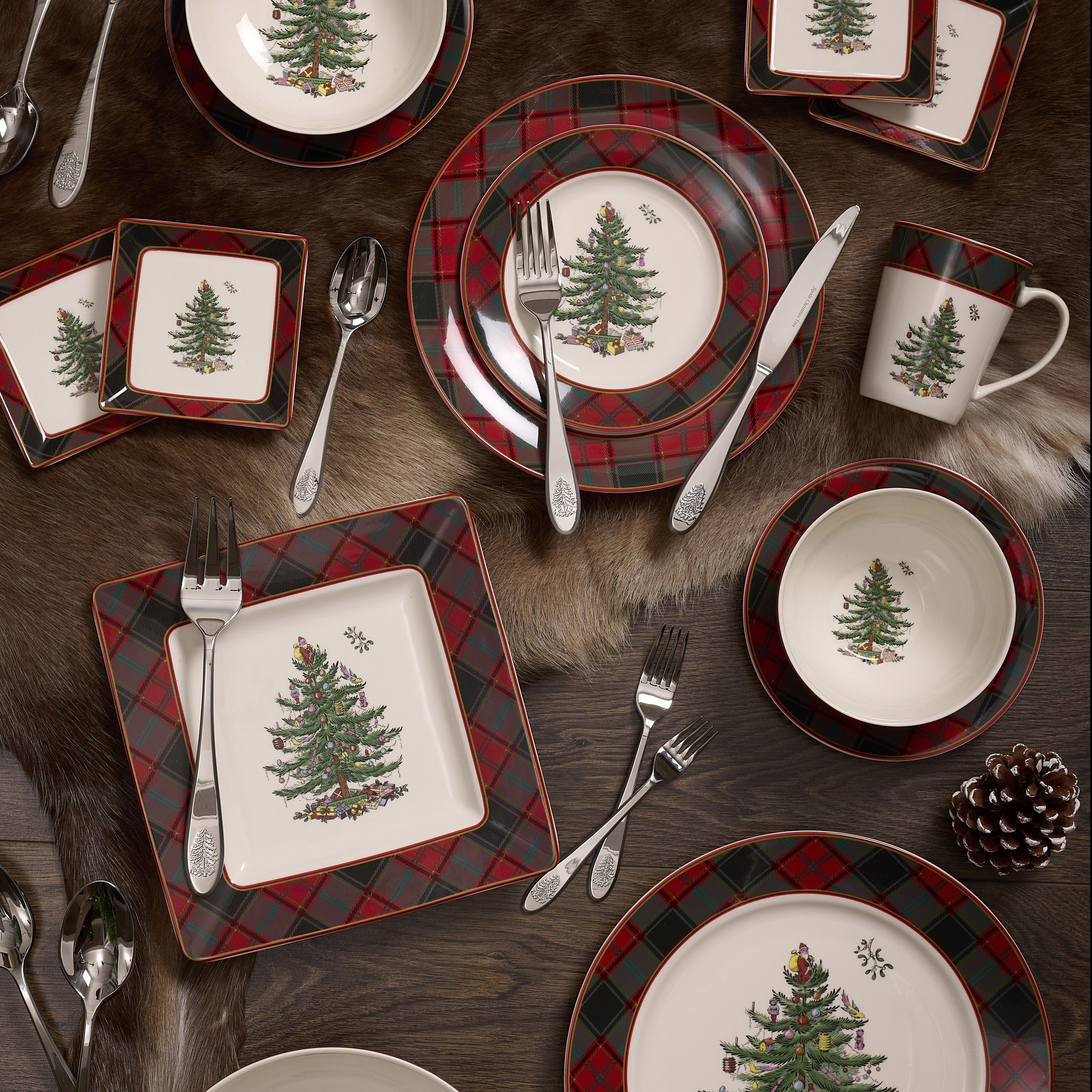 Christmas Tree Tartan 7.75 Inch Salad Plate image number null